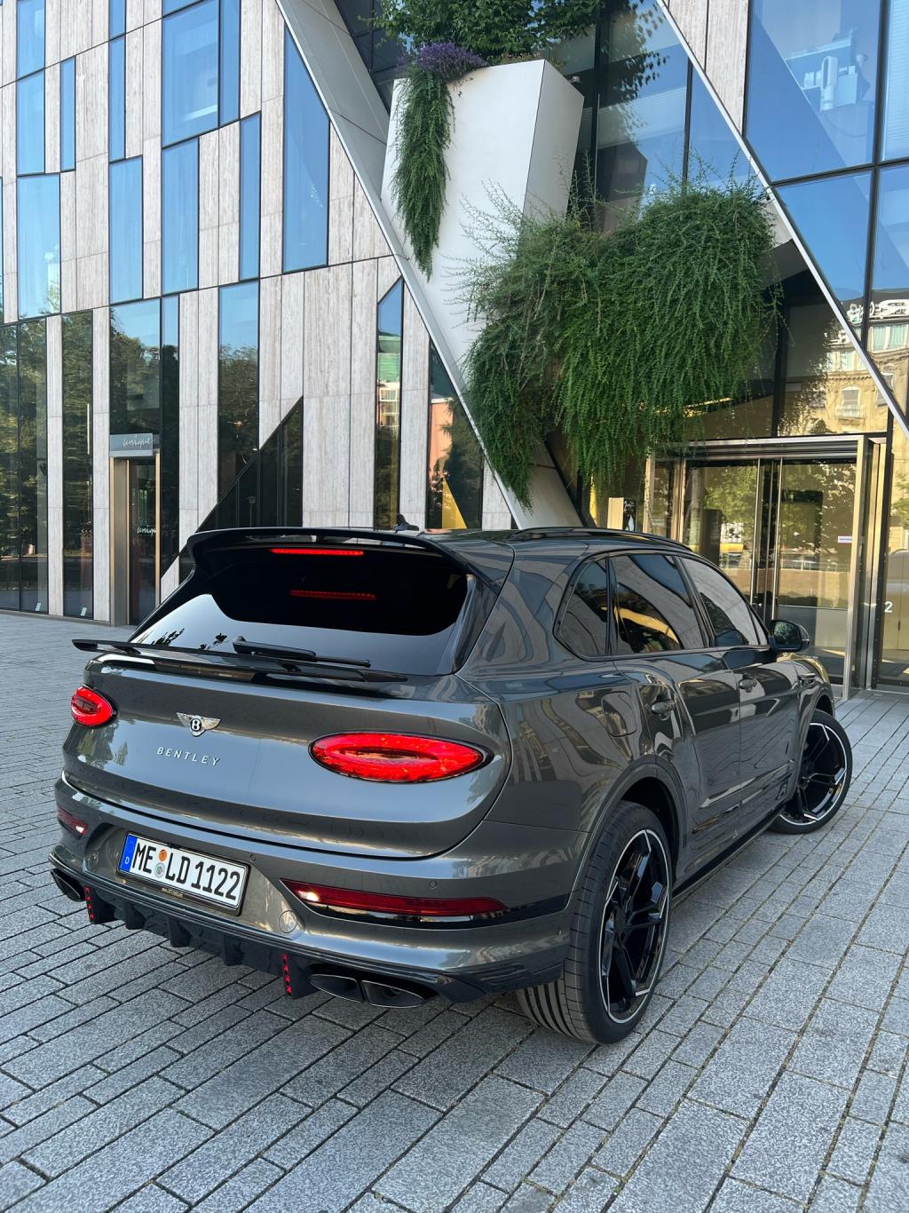 BENTLEY Bentayga S Larte Design Tuning  BENTLEY Bentayga S Larte Design Tuning