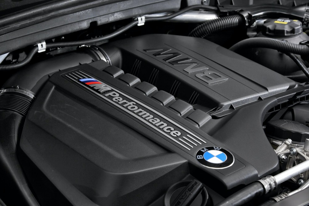 BMW X F26 X4 Premium Car Design Tuning  BMW X F26 X4 Premium Car Design Tuning