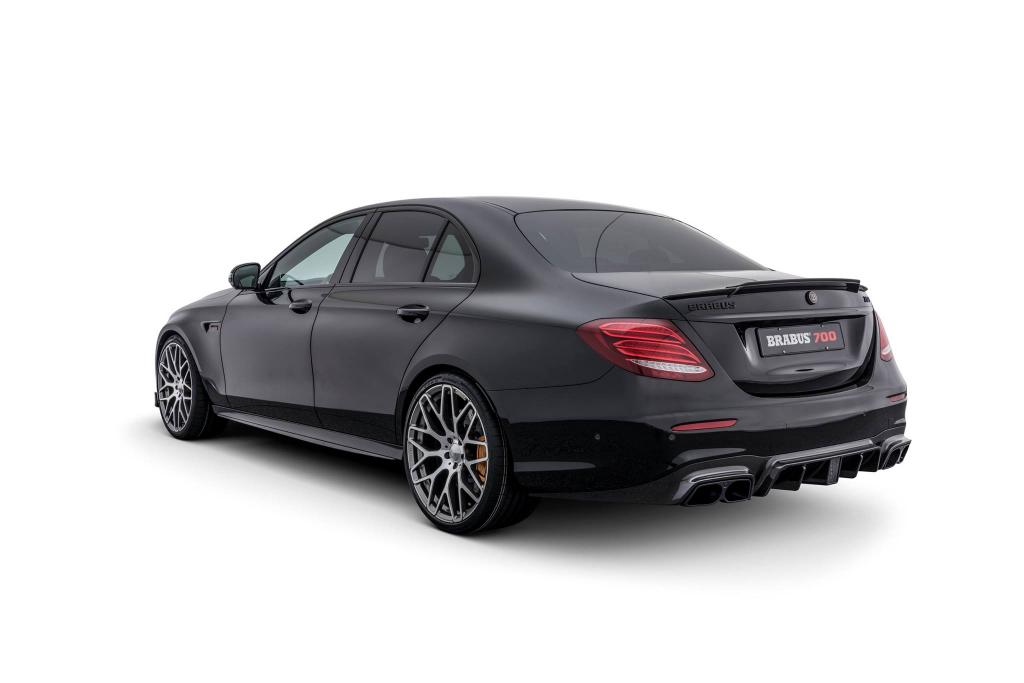MERCEDES-BENZ E W213 E63 AMG Limousine Brabus Tuning  MERCEDES-BENZ E W213 E63 AMG Limousine Brabus Tuning