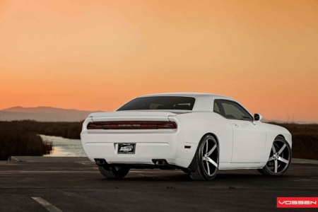 DODGE Challenger Coupe Prior-Design Tuning  DODGE Challenger Coupe Prior-Design Tuning