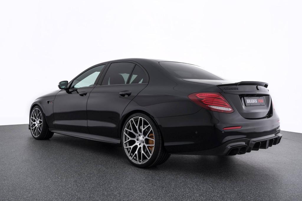 MERCEDES-BENZ E W213 E63 AMG Limousine Brabus Tuning  MERCEDES-BENZ E W213 E63 AMG Limousine Brabus Tuning