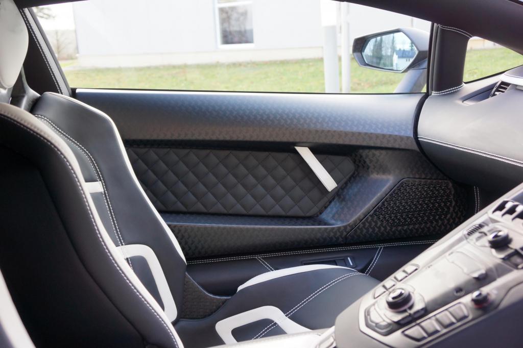 LAMBORGHINI Aventador S Coupé/Cabrio Mansory Tuning  LAMBORGHINI Aventador S Coupé/Cabrio Mansory Tuning
