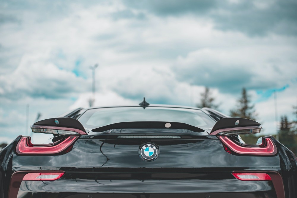 BMW I i8 Premium Car Design Tuning  BMW I i8 Premium Car Design Tuning