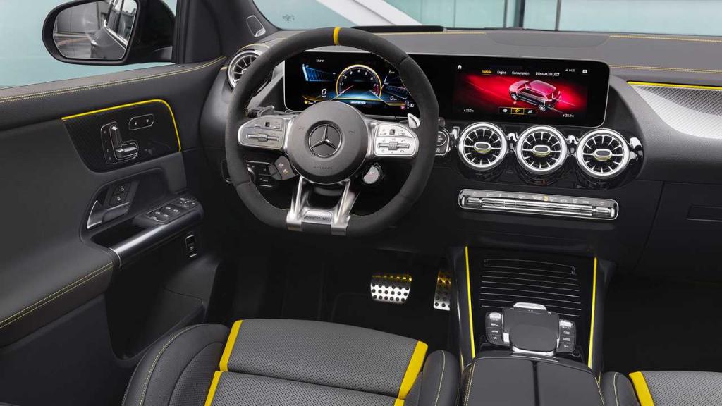 MERCEDES-BENZ GLA X156 Offroader Premium Car Design Tuning  MERCEDES-BENZ GLA X156 Offroader Premium Car Design Tuning