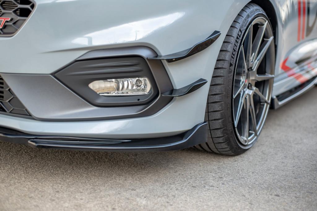 FORD Fiesta Fiesta (MK8) Premium Car Design Tuning  FORD Fiesta Fiesta (MK8) Premium Car Design Tuning