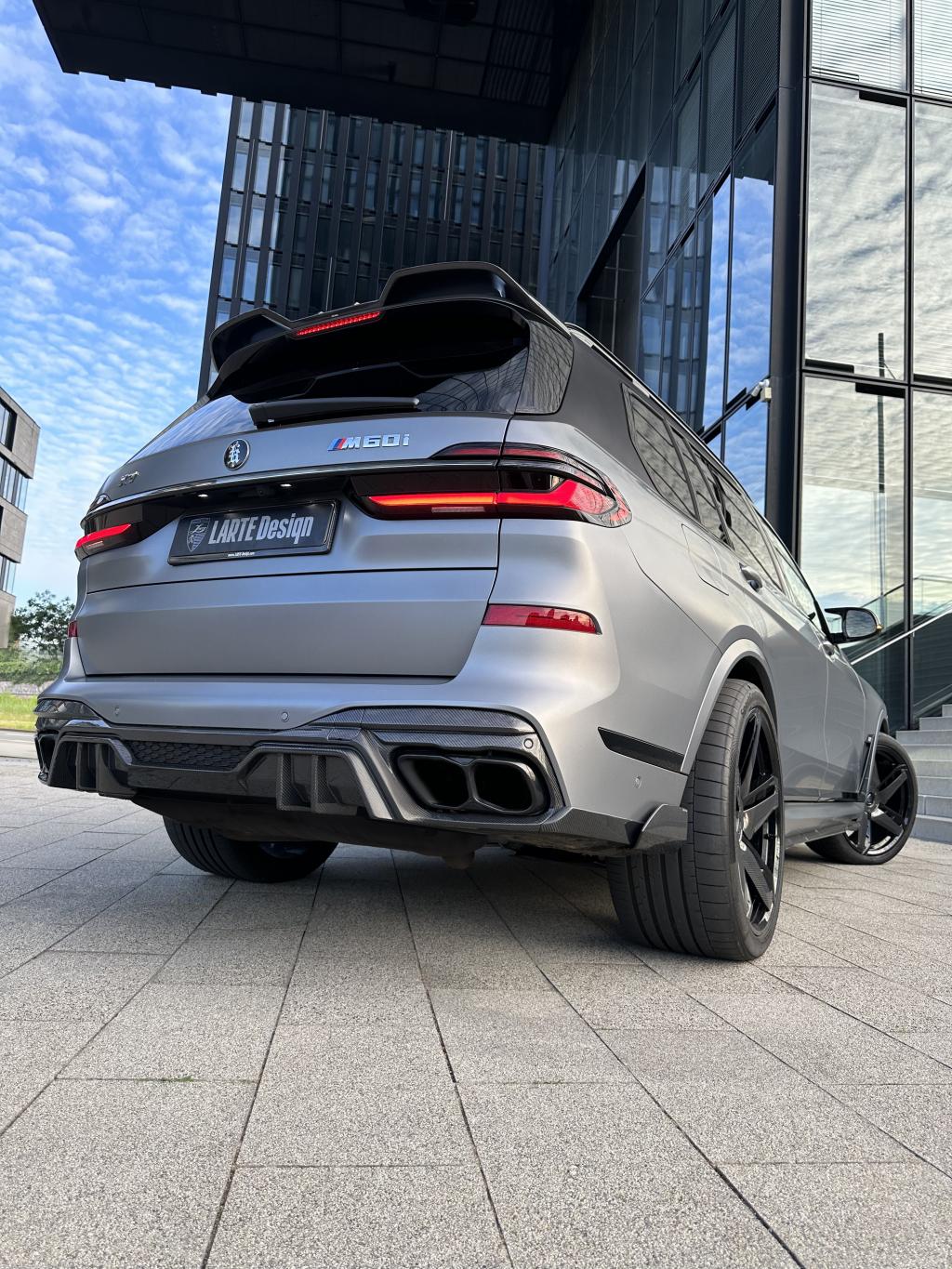 BMW X G07 X7 Larte Design Tuning  BMW X G07 X7 Larte Design Tuning
