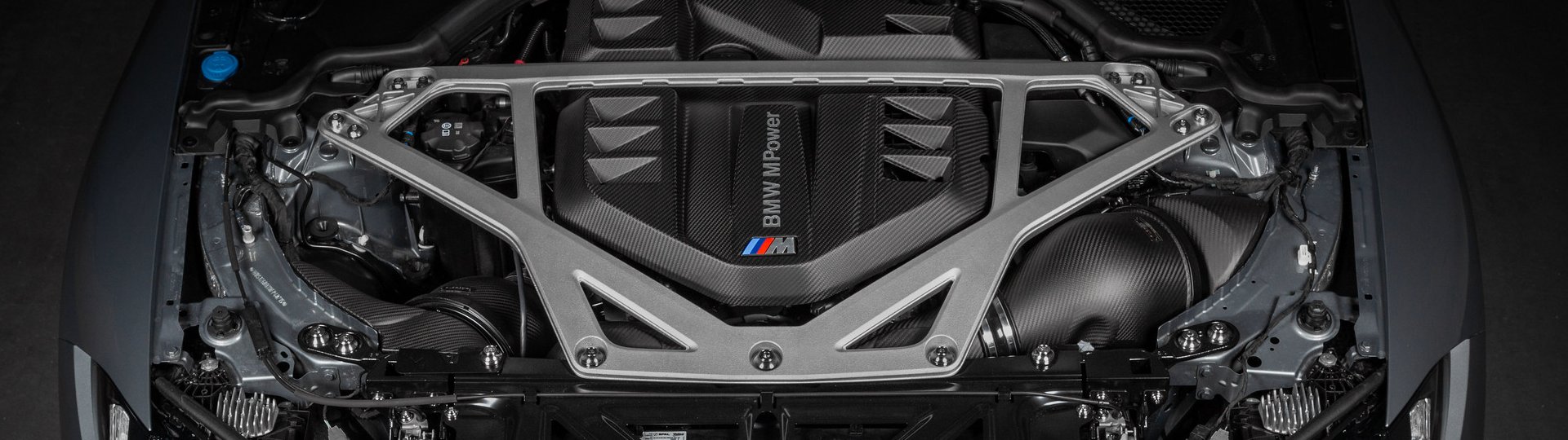 Eventuri Audi RS3 és BMW M4  Eventuri Audi RS3 és BMW M4